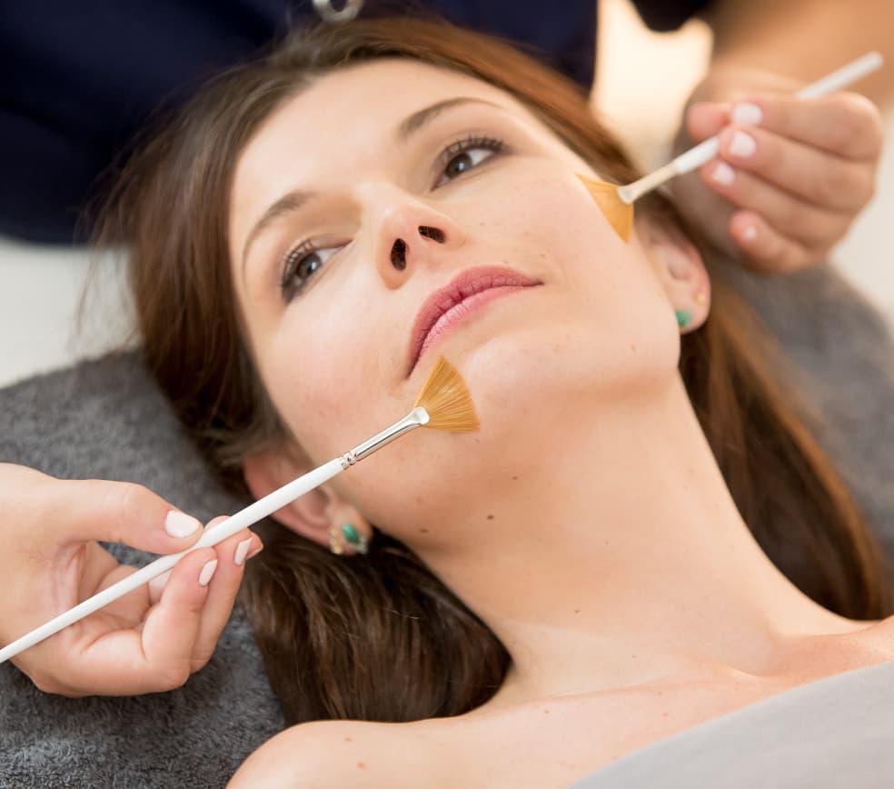 Soin du visage réalisé à la Maison de Beauté Dulcenae